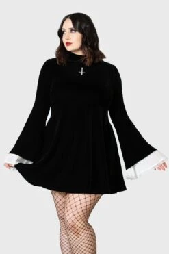 Alexandra's Curse Mini Dress [PLUS] -Gothic Wear Store ALEXANDRAS CURSE MINI DRESS PLUS W E