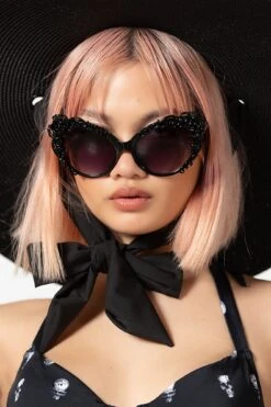 Beyond The Veil Sunhat -Gothic Wear Store BEYOND THE VEIL SUNHAT W E