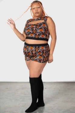 Fascinate Crop Top [PLUS] -Gothic Wear Store FASCINATE CROP TOP PLUS W E